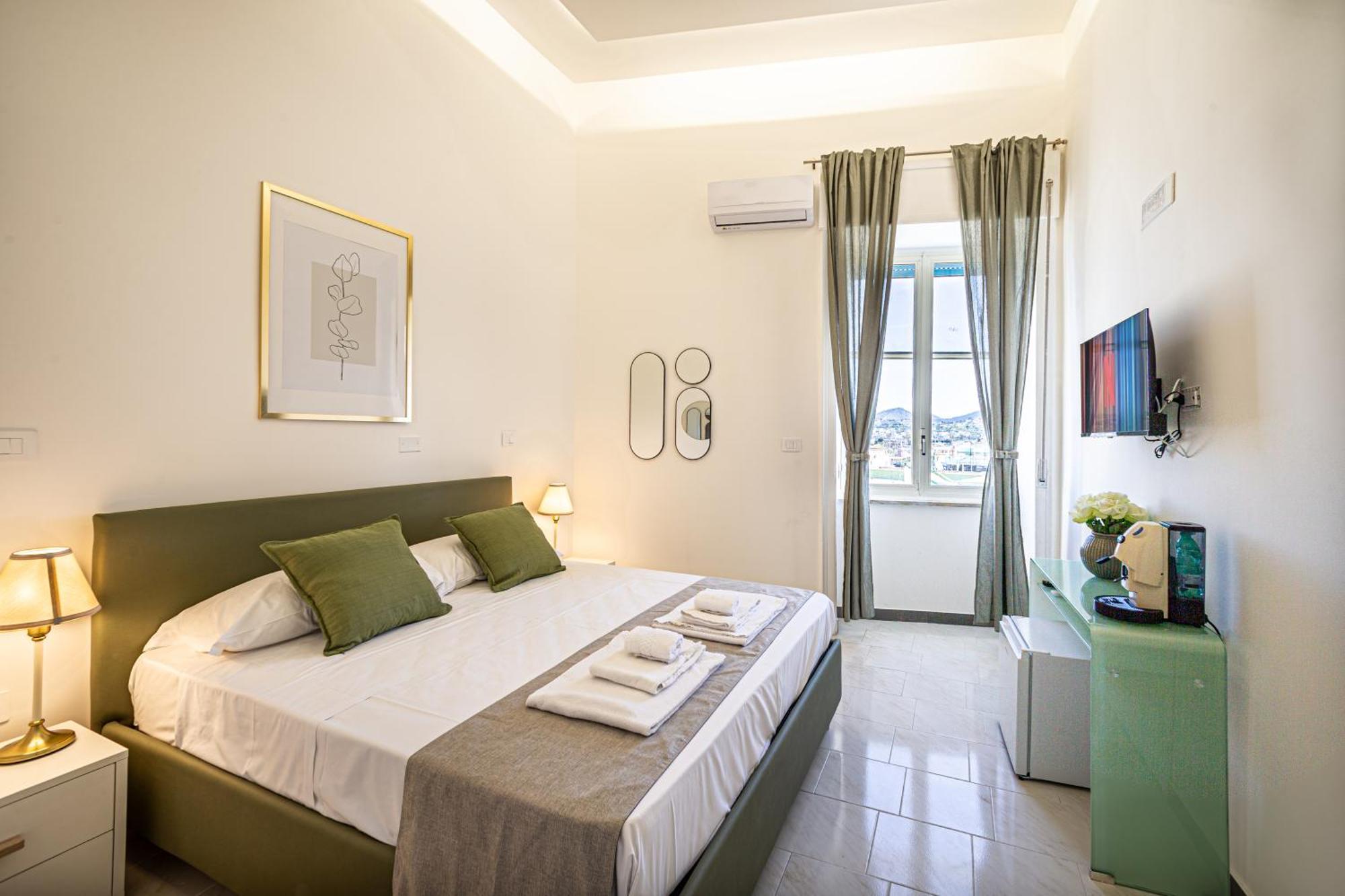 Mh Suites Rooms Apartments Bacoli Exterior foto